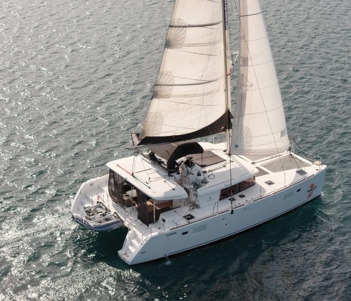 Zuzo 2 | Lagoon 450 photo 4