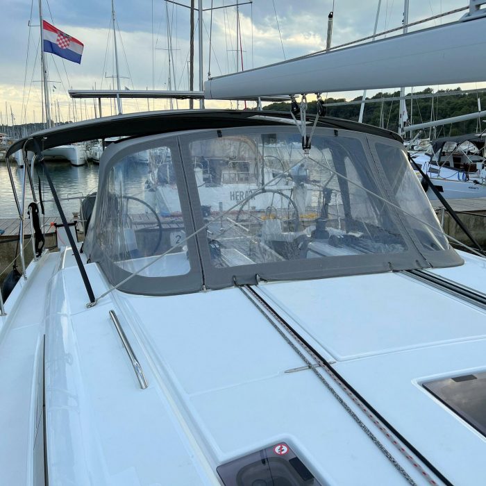 Christine | Oceanis 40.1 photo 13