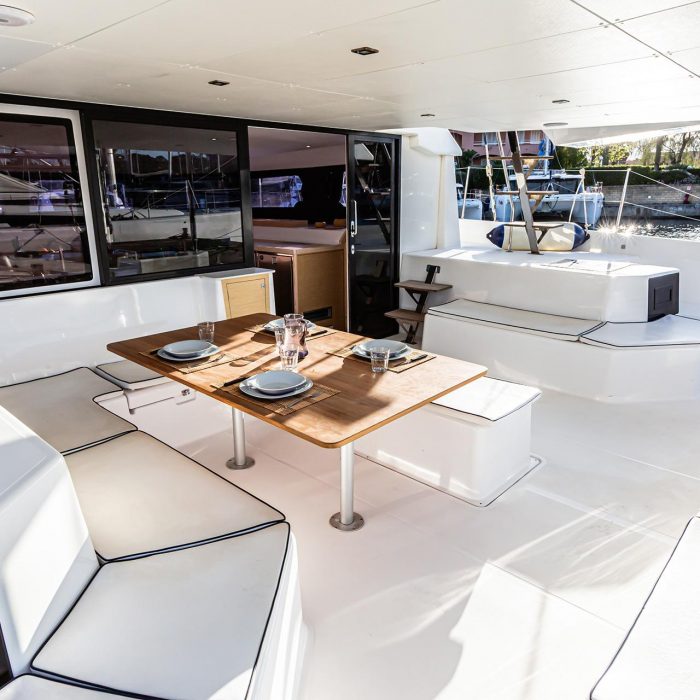 Oblivion Planet | Dufour Catamaran 48 photo 5