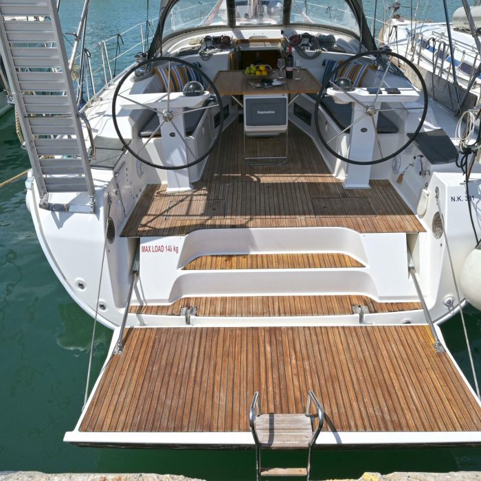 Nouvelle Vague | Bavaria Cruiser 45 photo 7