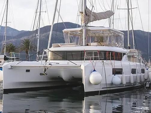 St. Tatiana | Lagoon 46 photo 2