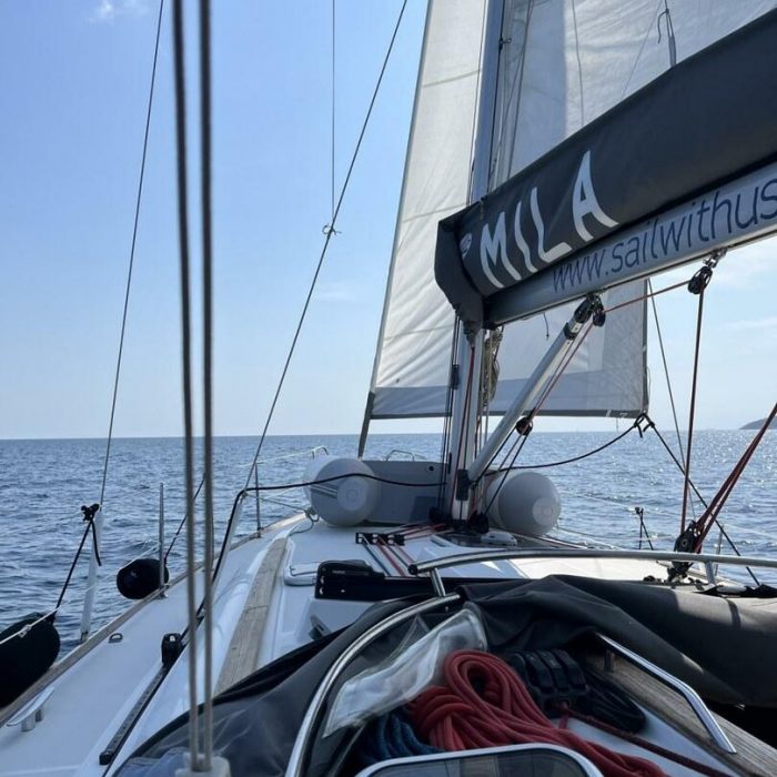 Mila | Sun Odyssey 42i photo 1