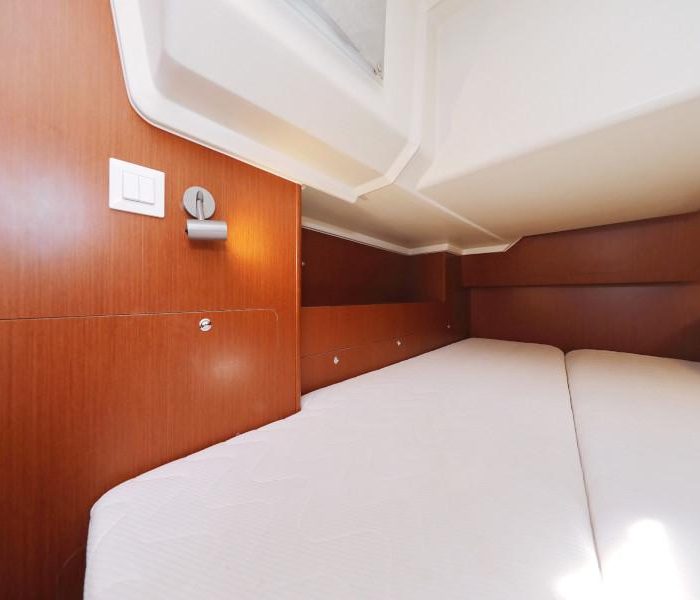 Seven | Oceanis 41.1 photo 36