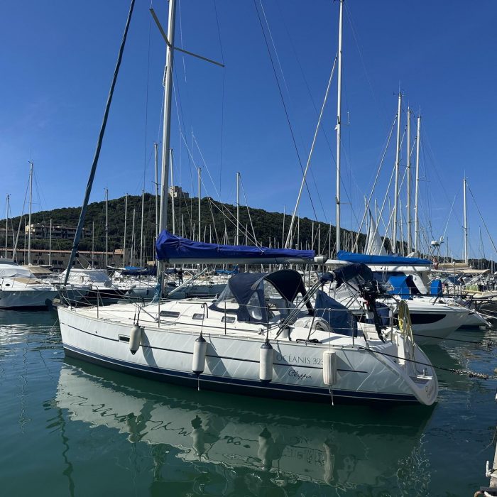 Cassiopea | Oceanis 323 photo 25