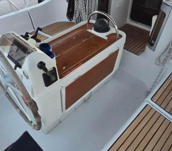 ORION X | Oceanis 370 photo 2
