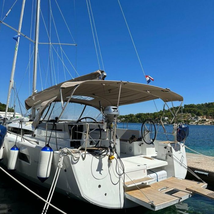 Izzy | Sun Odyssey 490 photo 2