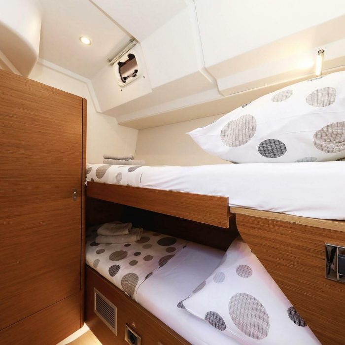 Volare | Hanse 590 photo 33