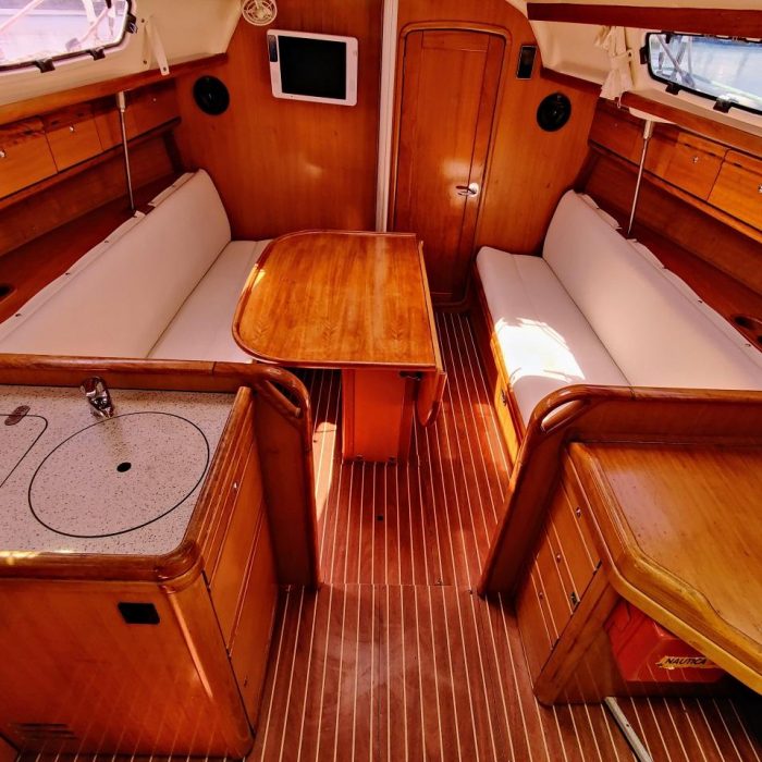 Achi | Bavaria 31 Cruiser photo 4