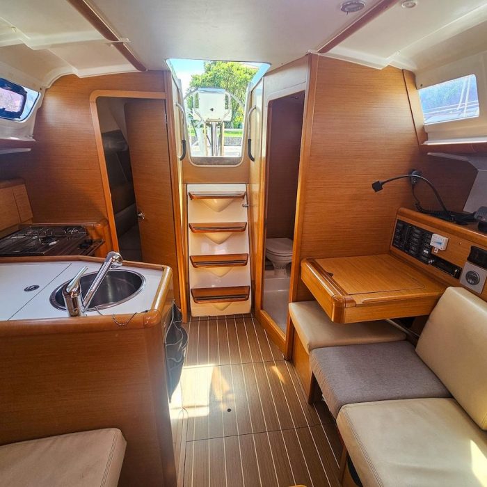 Energy | Sun Odyssey 33i photo 7
