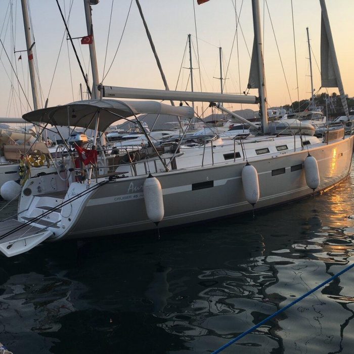 Aura 1 | Bavaria Cruiser 45 photo 1