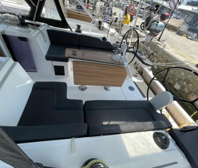Maia | Bavaria C42 photo 6