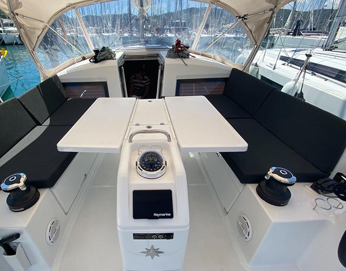 Anda | Sun Odyssey 440 photo 5