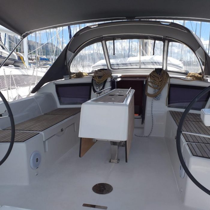 Fenera | Dufour 430 photo 3
