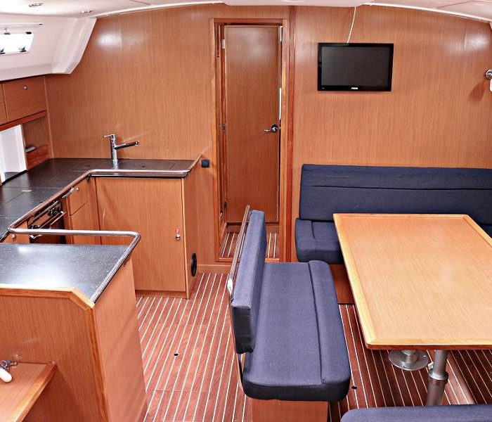Sirena | Bavaria Cruiser 50 photo 6