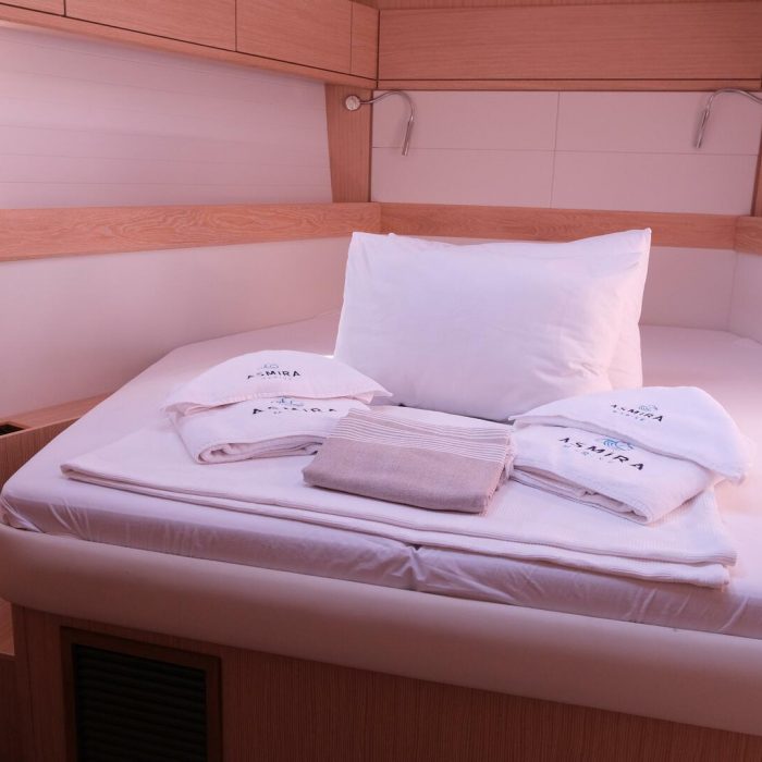 Adina | Bavaria Cruiser 46 Style photo 16