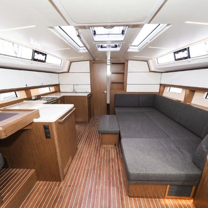 Lana | Bavaria C46 photo 11