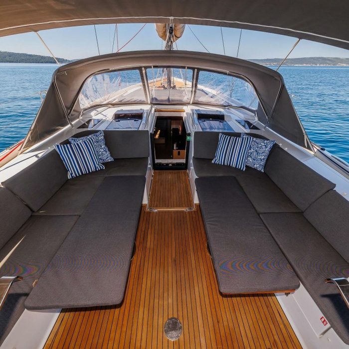 Mischief | Hanse 588 photo 8