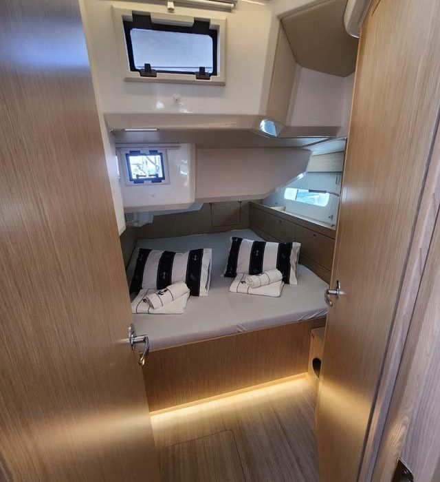 Nonica | Bavaria C46 photo 16