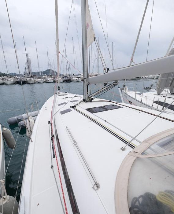 La Vita e Bella | Sun Odyssey 490 photo 2