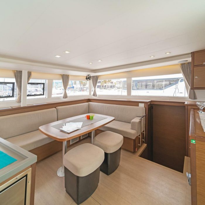 Nemesis | Lagoon 450 Fly photo 18