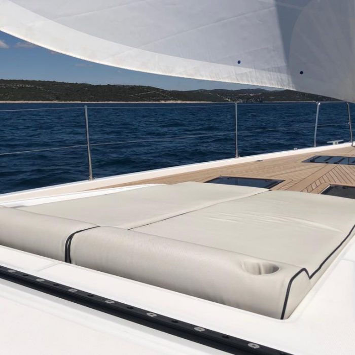 White Bird | Oceanis Yacht 54 photo 4