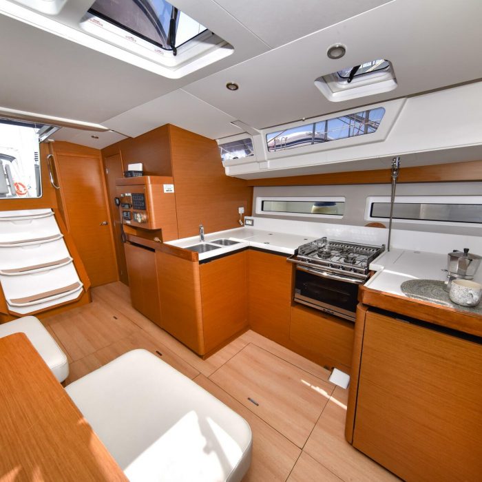 Swannabe | Sun Odyssey 490 photo 27