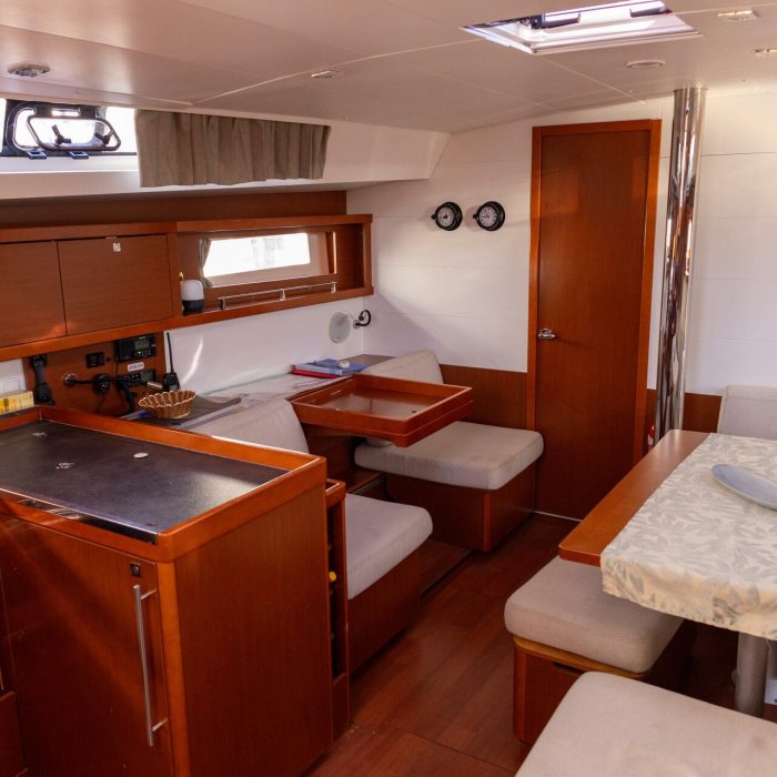 Avalon | Oceanis 45 photo 11