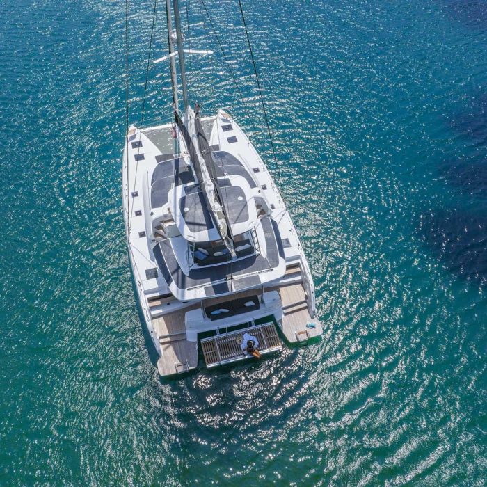 Premium | Lagoon 51 photo 5