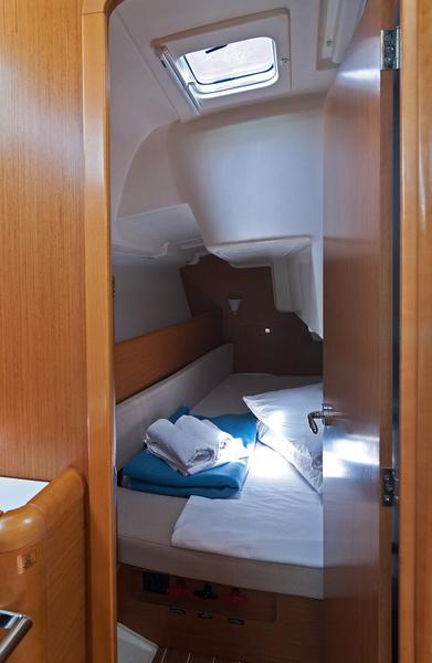Buena Suerte | Sun Odyssey 33i photo 2