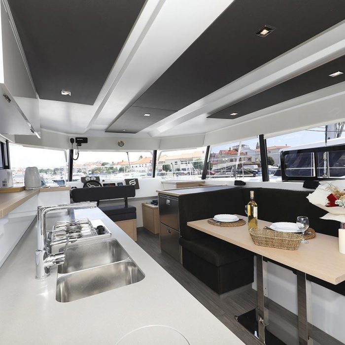 Anrik | Fountaine Pajot MY 37 photo 30
