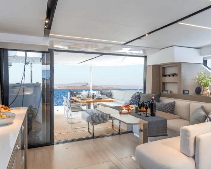 Moorings 4600 - 5 Exclusive | Leopard 46 photo 4