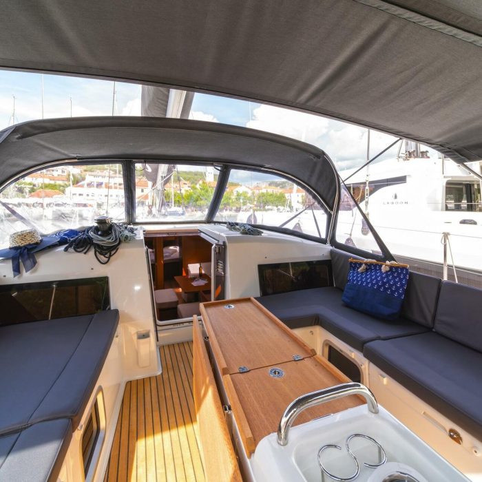 First Ride | Sun Odyssey 490 photo 7