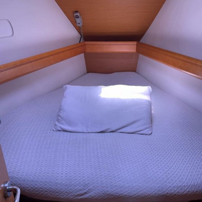 Olga | Sun Odyssey 439 photo 10
