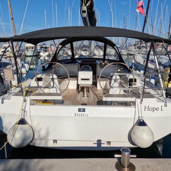 Hope I. | Bavaria C42 photo 3