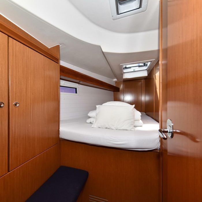 Controvento | Bavaria Cruiser 45 photo 55