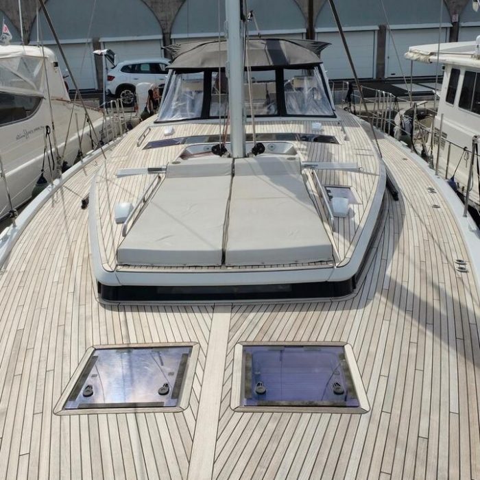 Premium + | Oceanis Yacht 62 photo 1