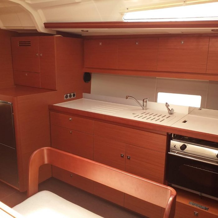 Fenera | Dufour 430 photo 8