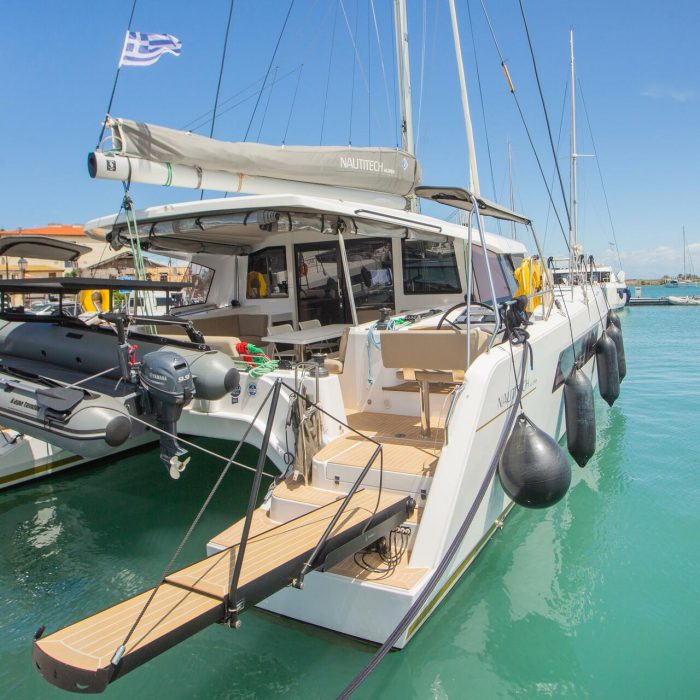 Seabird | Nautitech 44 Open photo 4