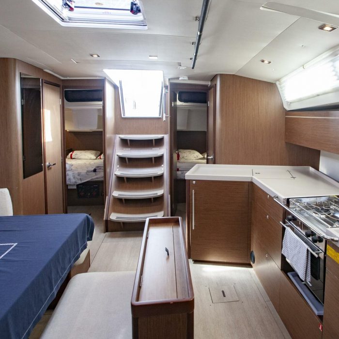BreezY | Oceanis 46.1 photo 11