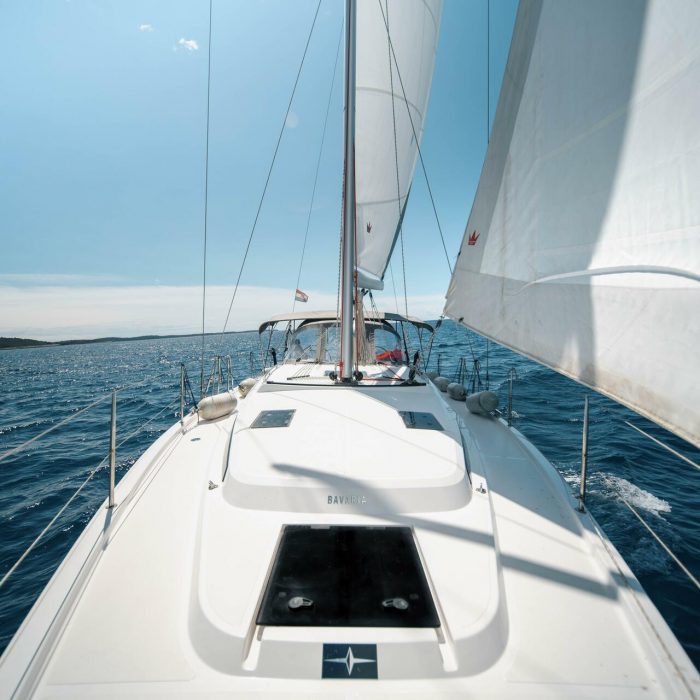 Fiona | Bavaria C42 photo 3