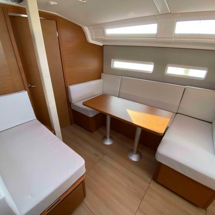 ALMA LIBRE VI | Sun Odyssey 410 photo 10 ALMA LIBRE VI | Sun Odyssey 410 photo 10