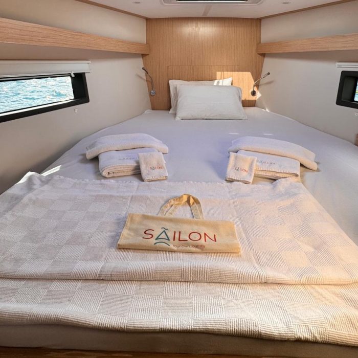 Sorores | Bavaria C42 photo 11