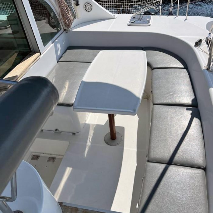 Relax | Lagoon 380 S2 photo 11
