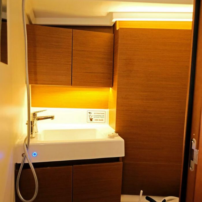 Sea Kiss | Sun Odyssey 380 photo 25
