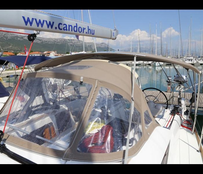 Sicc | Sun Odyssey 419 photo 7