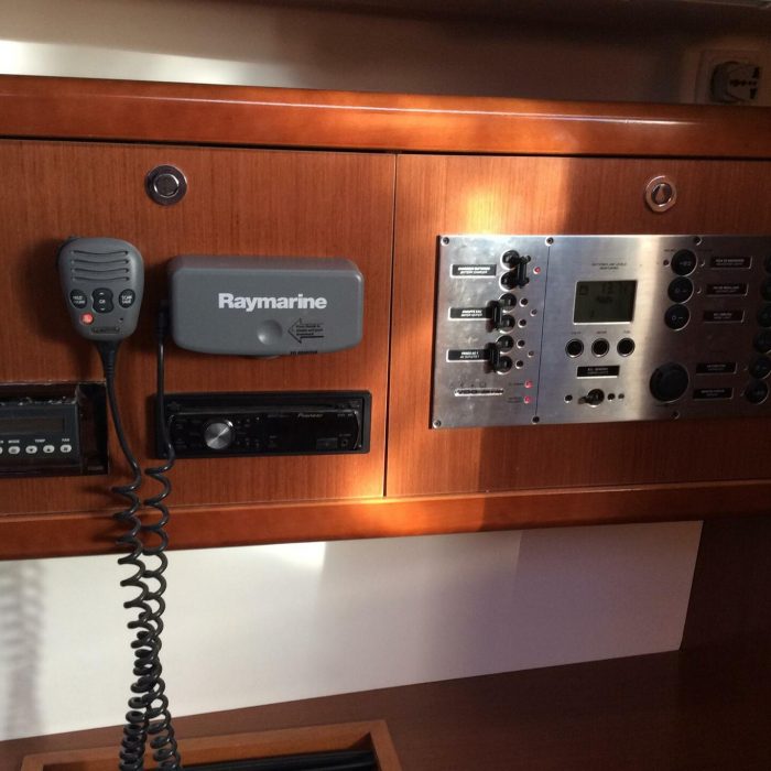Seacret | Oceanis 43 photo 1