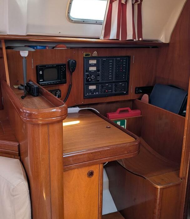 Artemis | Oceanis 411 photo 17