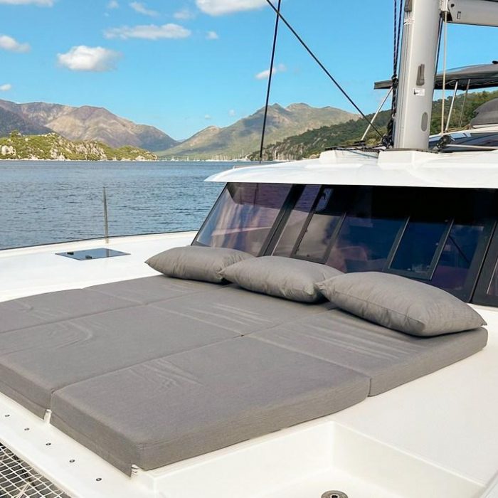 Smart Way | Fountaine Pajot Tanna 47 photo 9