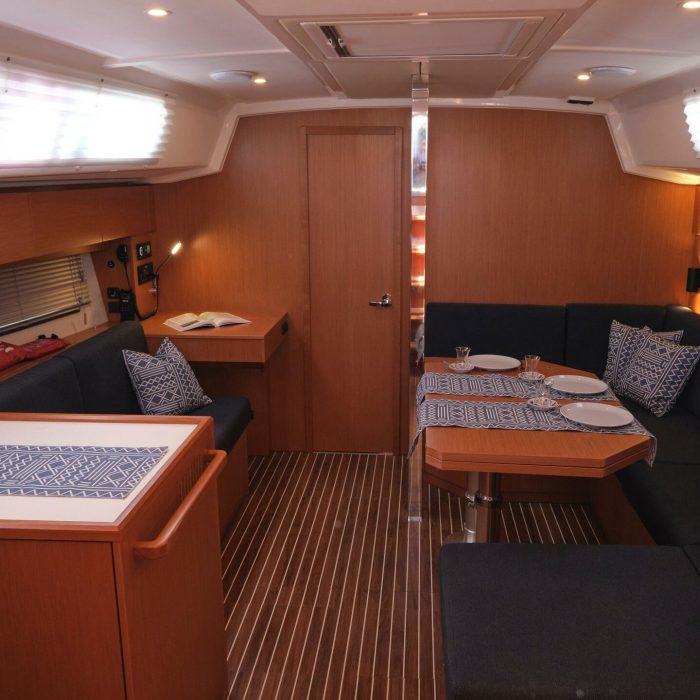 Selene | Bavaria C42 photo 8