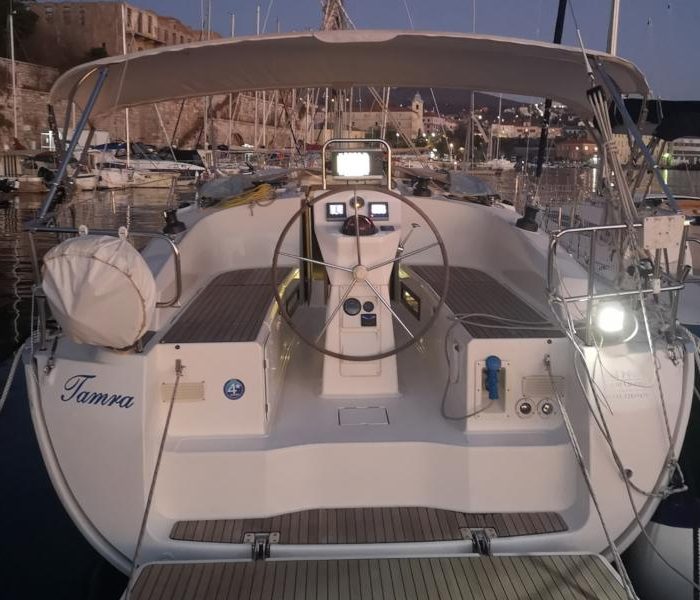 Tamra | Bavaria 36 photo 5